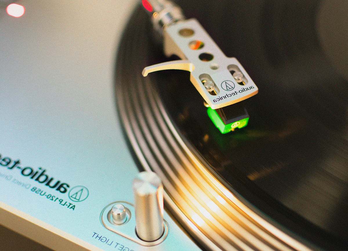 record player close up photo of DJ mixer record